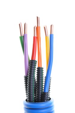 güç kaynağı kabloları