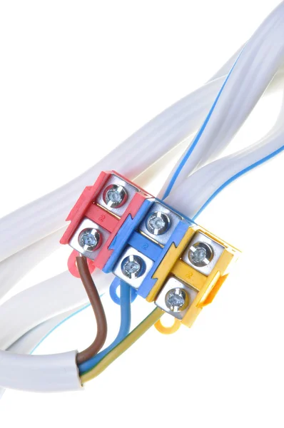 Instalação de cabos elétricos com bloco de terminais — Fotografia de Stock