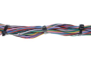 kablo bağları ile bilgisayar kabloları