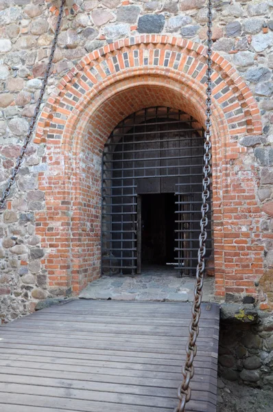 Porte du château avec pont-levis — Photo
