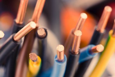 Elektrik kurulumunda kullanılan makro görünüm bakır kablo