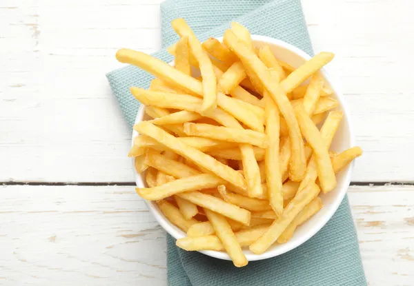 Schüssel mit Pommes — Stockfoto