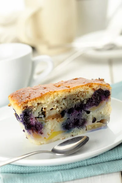 Rebanada de pastel de arándanos —  Fotos de Stock