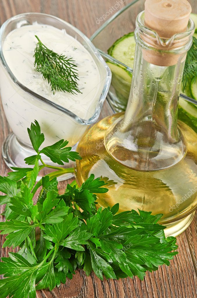 白汁— 图库照片©merznatalia#31122713