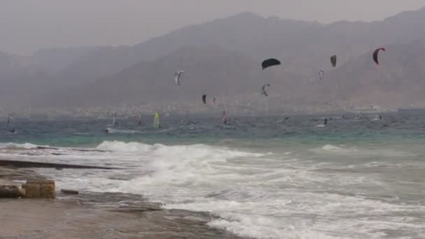 홍 해에 폭풍 — 비디오