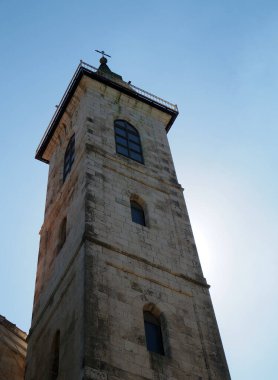 Kudüs, Ein Kerem bölge çan kulesi. Hıristiyanlar için Ein Kerem, Hıristiyanlığın öncüsü Vaftizci Yahya 'nın doğduğu yerdir.