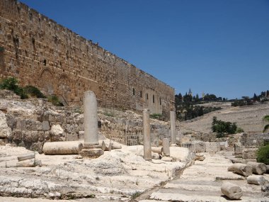Davidson Center Archaeological Park south wall of the Temple Mount