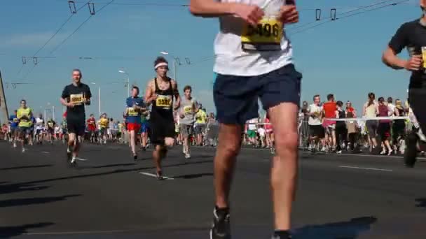 Marathon Runners — Stock Video