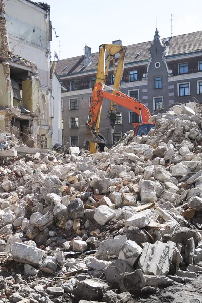 Demolizione di un vecchio edificio — Foto Stock