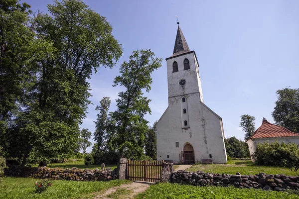 Igreja de Puhalepa, ilha de Hiiumaa, Estónia — Fotografia de Stock