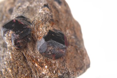 doğal pyrope garnet mineraller (mücevher)
