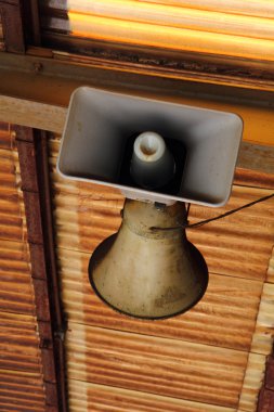 Demiryolu İstasyonu'na eski hoparlör