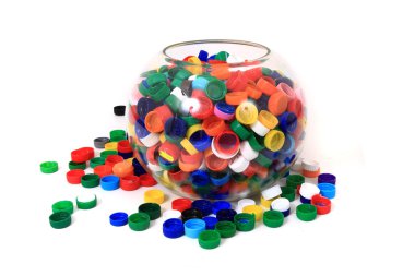 renkli plastik kapaklar (--dan evde beslenen hayvan)