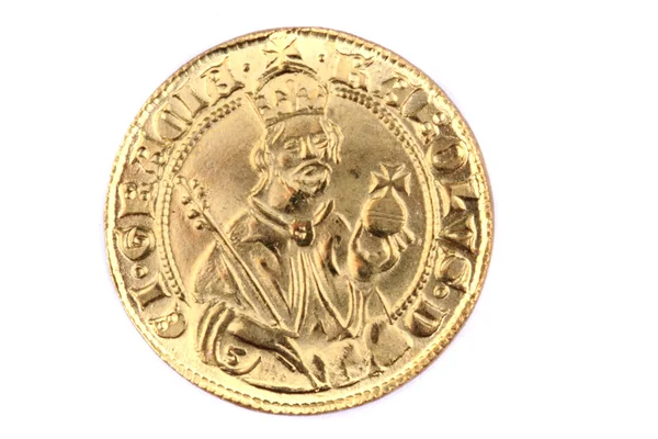 Изолированные исторические чешские монеты (золото) — стоковое фото