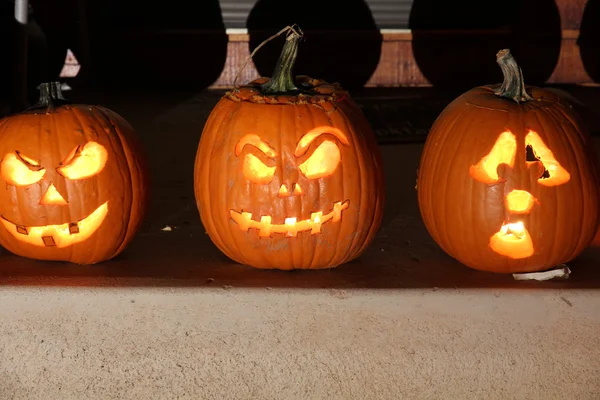 Jack o lantern Halloweenpumpor — Stockfoto