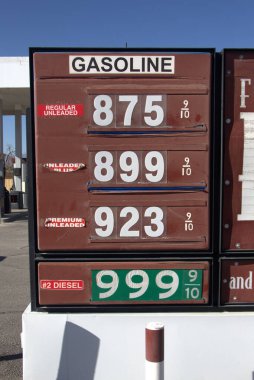 Gökyüzü Yüksek Gaz Fiyatı 10 Dolarlık Dizel