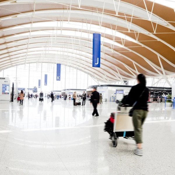 Passenger in the Shanghai airport — Stock Photo, Image