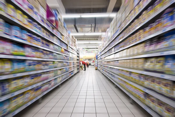 Shopping al Supermercato — Foto Stock