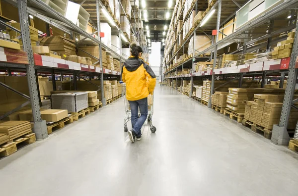 Large furniture warehouse — Stock Photo, Image