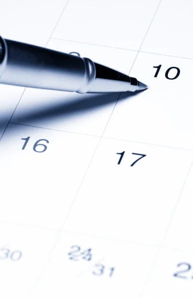 Calendar with pen — Stock Photo, Image