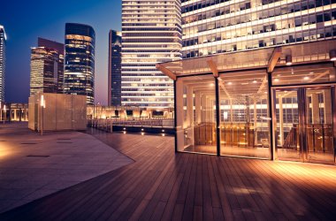 Gece Şangay silüeti