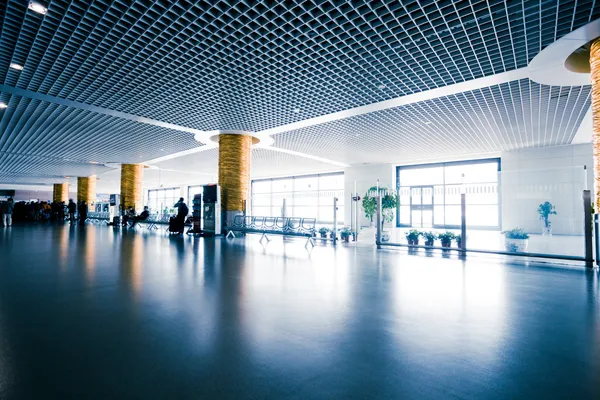 Innenausbau der modernen Architektur am Flughafen von Shanghai — Stockfoto