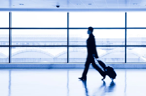 Passeggero nell'aeroporto di Shanghai Pudong — Foto Stock