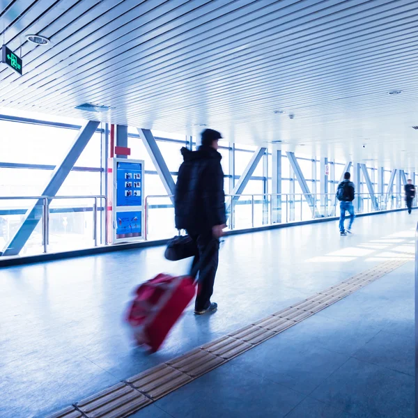 Pasajero en la estación de autobuses de Beijing . — Foto de Stock