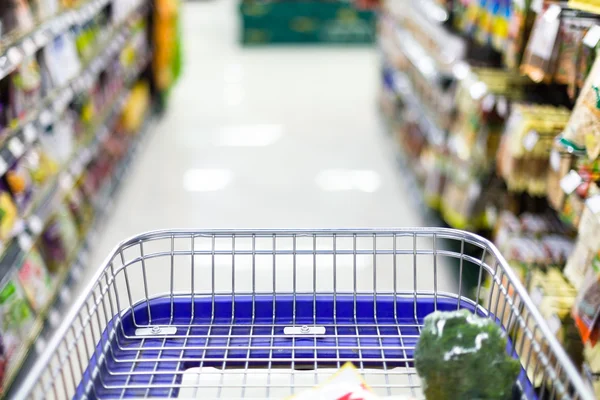 Compras no supermercado — Fotografia de Stock