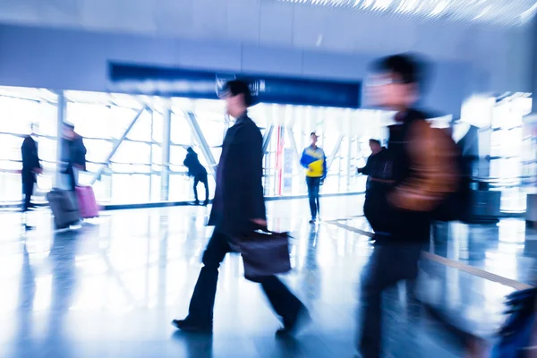 Passagier in der beijing Bushaltestelle. — Stockfoto