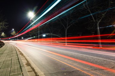 trafik kavşaklarından gece ışık izlemeler