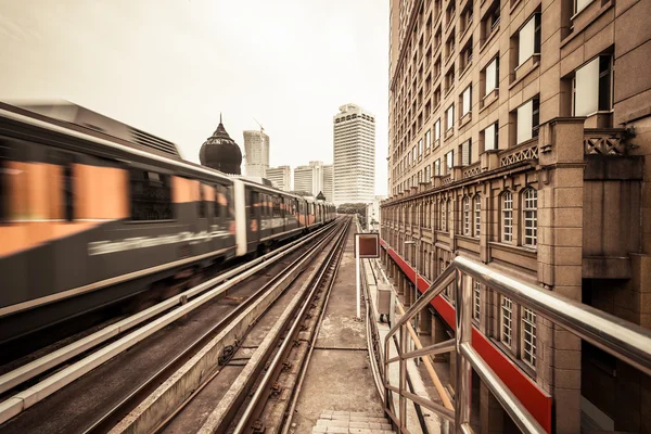 Metro Tren en Kuala Lumpur Malasia —  Fotos de Stock