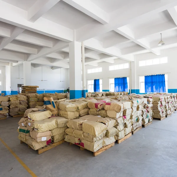 Warehouse full of goods — Stock Photo, Image