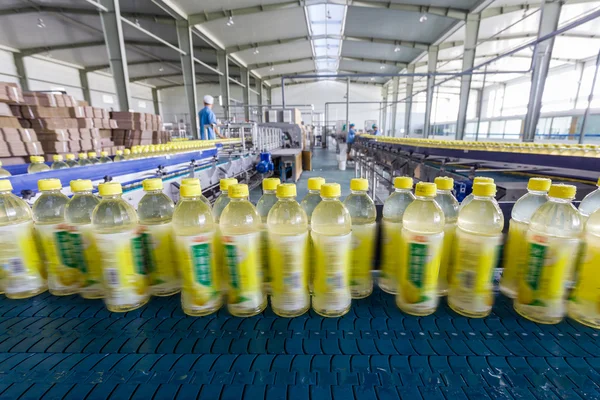 Usine de production de boissons en Chine — Photo