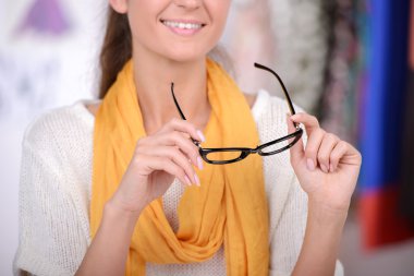 Tasarımcısı giyim