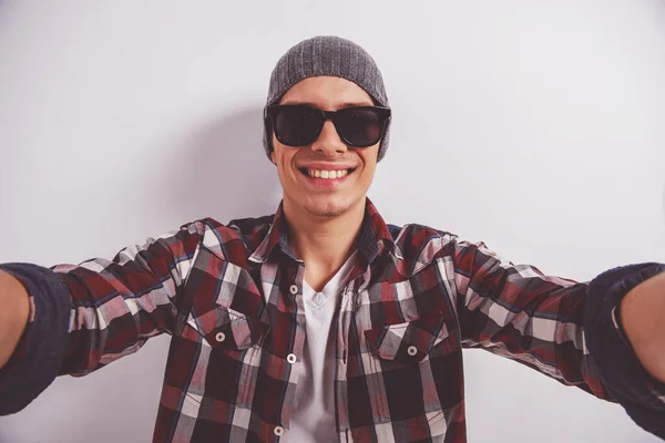 Handsome Young Man Sunglasses Making Selfie Smiling While Standing Grey — Stock Photo, Image