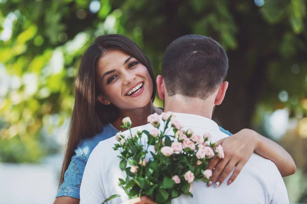Loving Young Couple Date Flowers Park — Stock Photo, Image