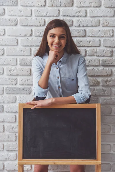 Cute Teenage Girl Casual Shirt Leaning Little Blackboard Looking Camera — Stock Photo, Image