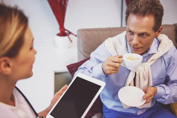 Handsome Middle Aged Man Drinking Coffee Talking Beautiful Female Doctor — Stock Photo, Image