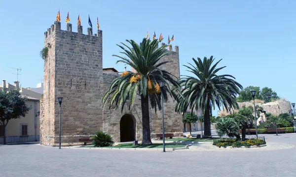 Fort alcudia eski şehirde — Stok fotoğraf