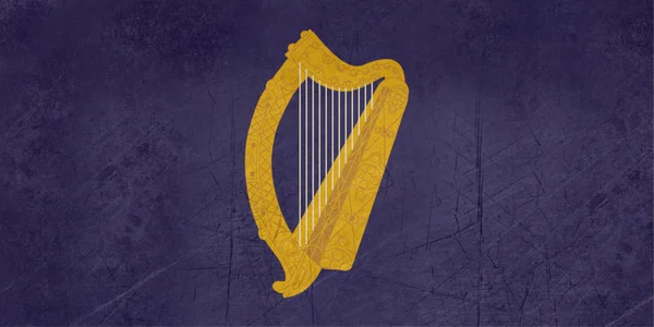 在爱尔兰国旗上的 grunge 黄金竖琴 — 图库照片