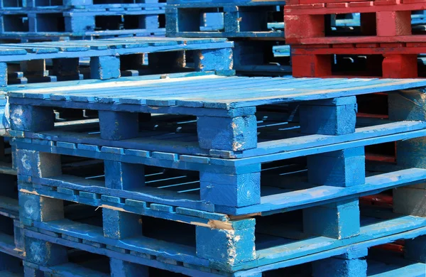 Pile di casse per pallet — Foto Stock