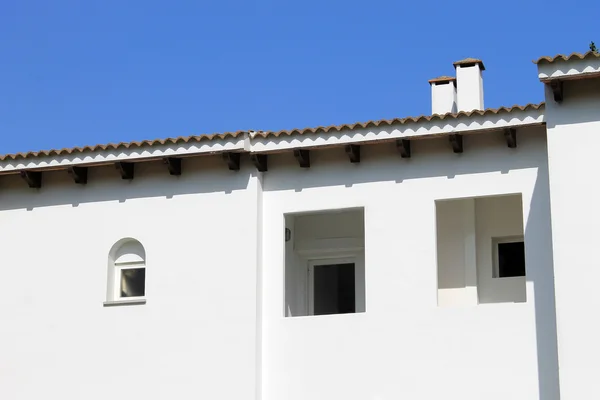 Casa branca espanhola — Fotografia de Stock