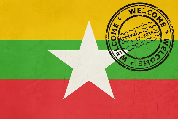 欢迎来到缅甸国旗与护照上的印章 — 图库照片