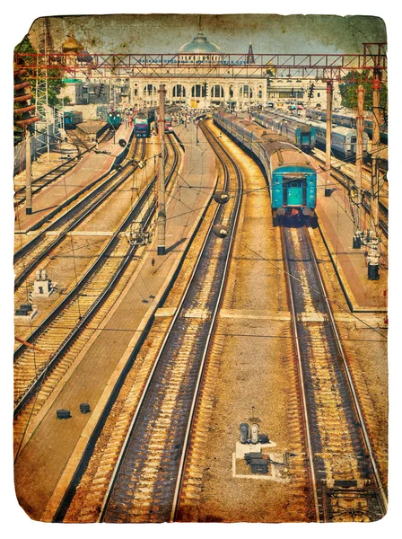 Une vieille carte postale. Ancienne gare . — Photo