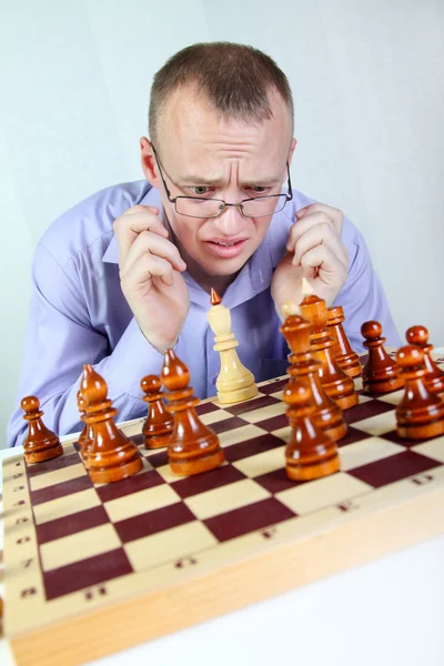 Playing chess — Stock Photo, Image