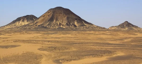 Пагорби в Чорній пустелі — стокове фото