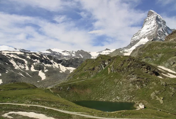 Vistas del Matterhorn - Alpes suizos — Foto de Stock