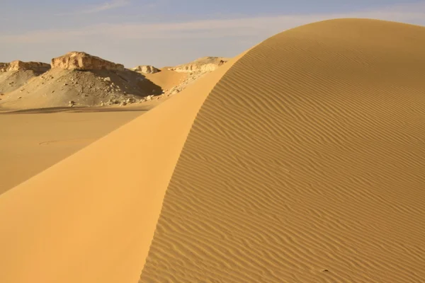 De vorming van kalksteen rotsen in de westelijke wit woestijn, farafra, Egypte — Stockfoto