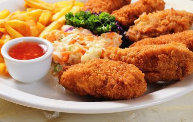 kızarmış tavuk nuggets